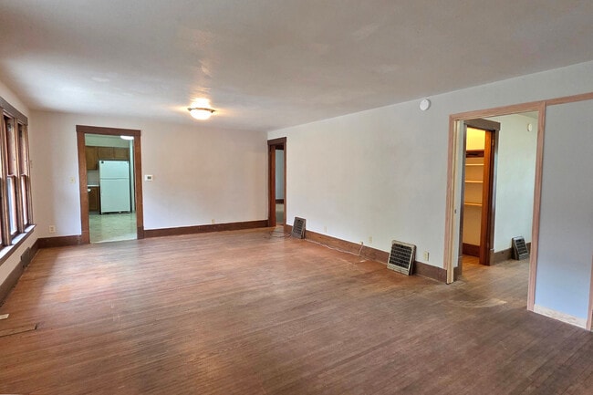 Living Room - 909 6th Ave