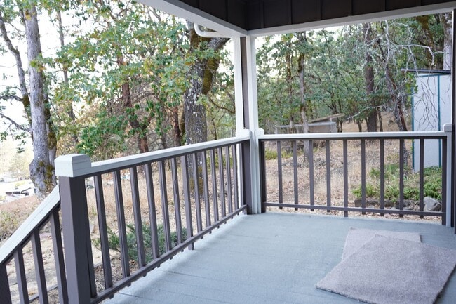 Photo - 3 bed 2 bath Single Family Home for Rent in Grants Pass