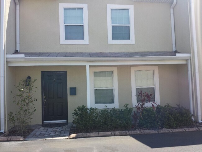 Photo - 2906 W Gandy Blvd