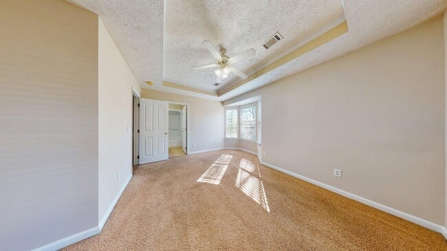 Photo - 3 Bedroom Unit at Ross Park