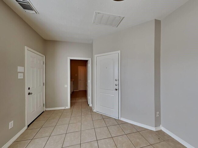 Photo - 28919 Hidden Lake Ct