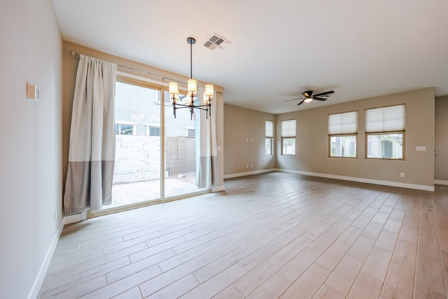 Photo - Move In Ready!stunning 3 bedroom, 2.5 bathroom home located in Phoenix!