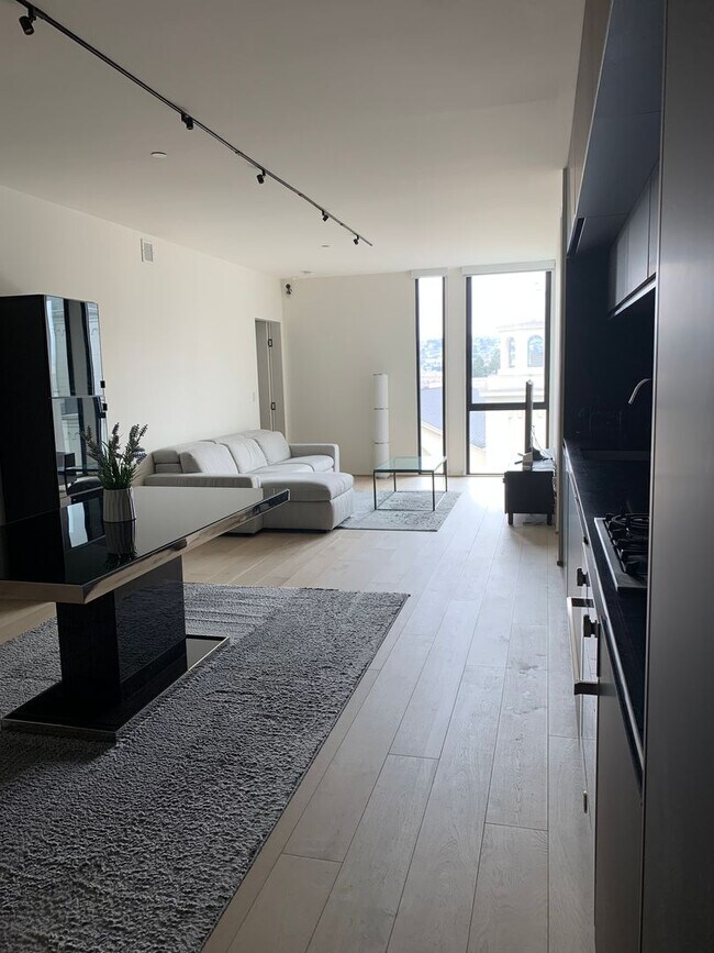 Photo - 241 10th St Unit #402