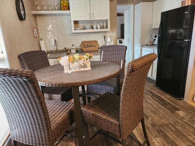 Photo - 5714 South Gordon Rd SW