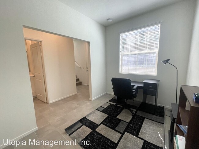 Photo - 3 br, 3 bath House - 1203 Via Lucero