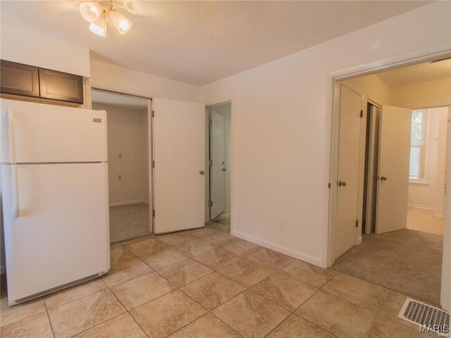 Photo - 7410 Hoover Ave