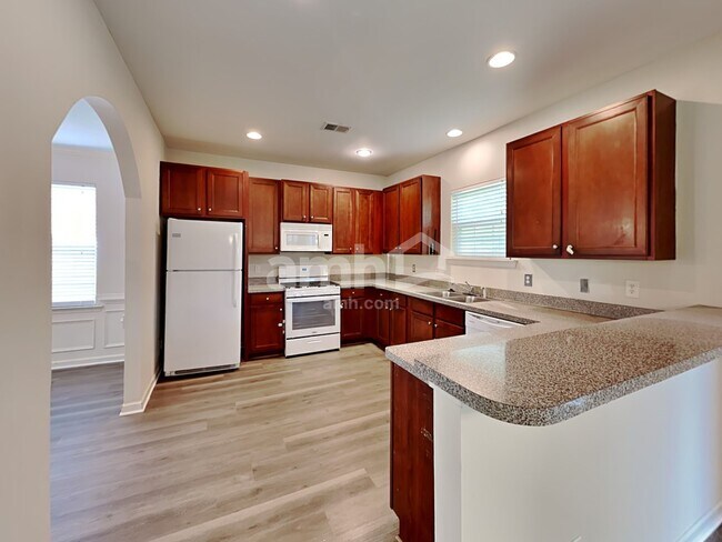 Photo - 1637 Bradmere Ln