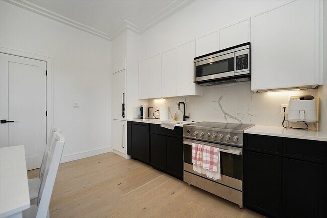 Photo - 50 Leo M Birmingham Pkwy Apartamento Unidad 608