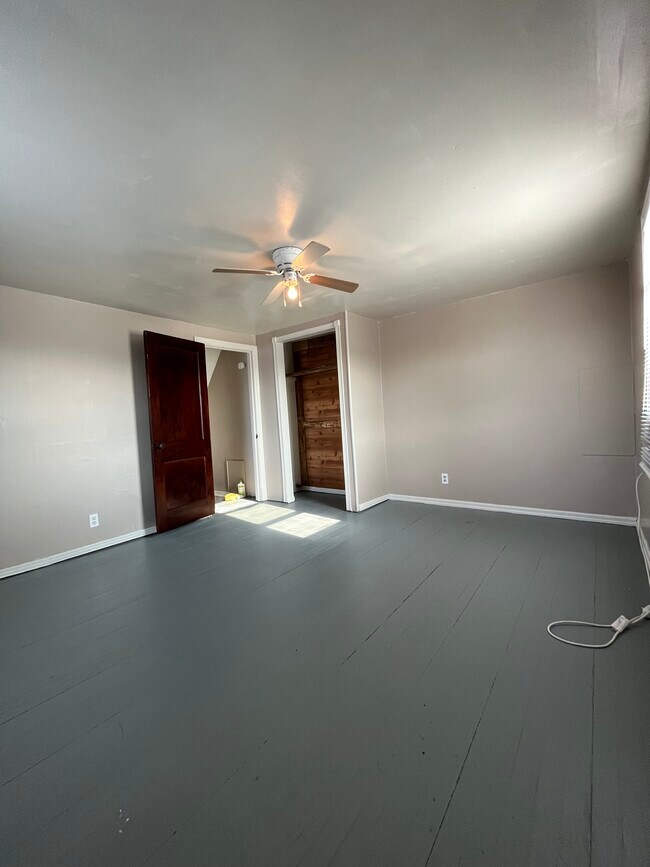 Photo - 111 US-52 Unit 5