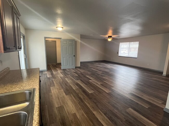 Photo - 1207 S Hartford Ave