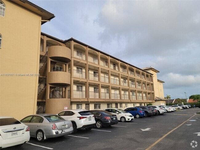 Building Photo - 8851 NW 119th St Unit 4112 Rental