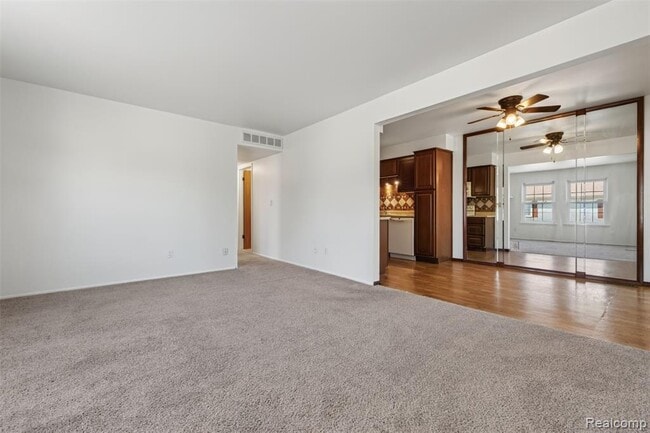 Photo - 26070 N Lake Dr