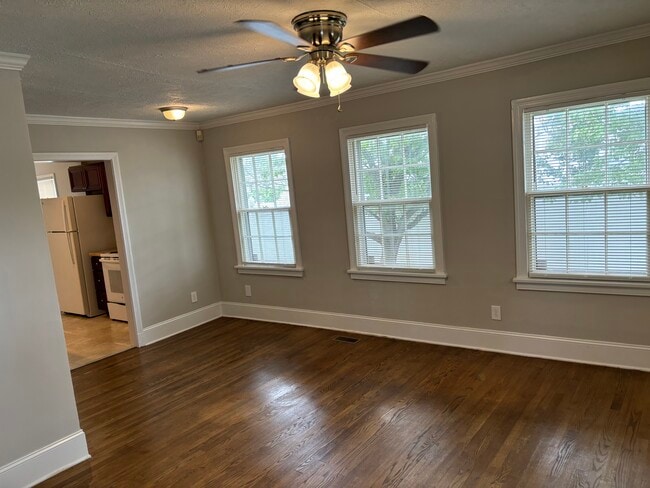Photo - 106 Willborough Ave