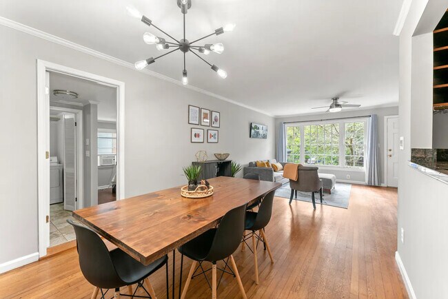 Dining - 2894 Concord Dr