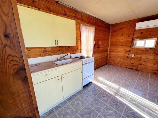 300 Caballo Way