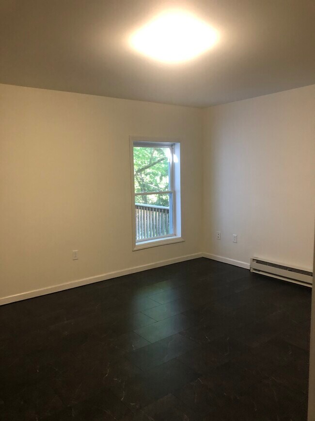 Photo - 120 Chambers Aly Unit Apt #1