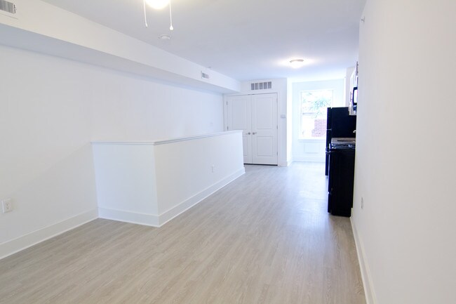 Photo - 6104 Market St Unit 3