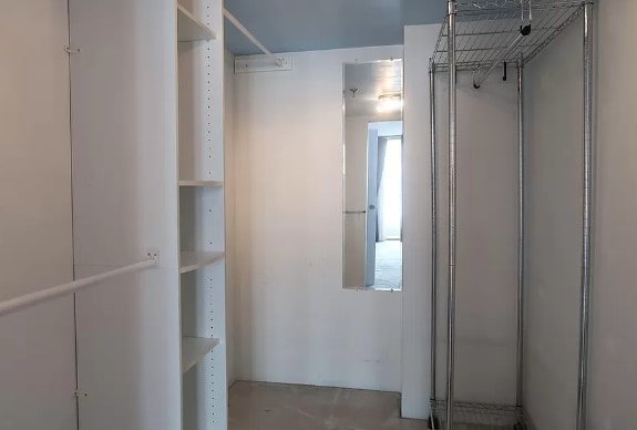 Photo - 555 NE 15th St