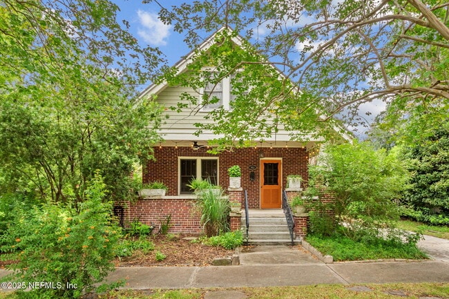 Building Photo - 3655 Walsh St