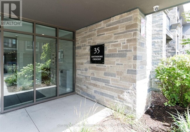 Photo - 35 Southshore Cres Unité 114