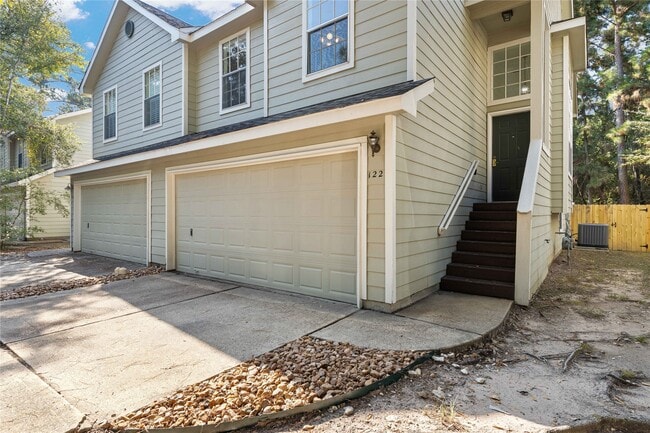 Photo - 122 S Walden Elms Cir