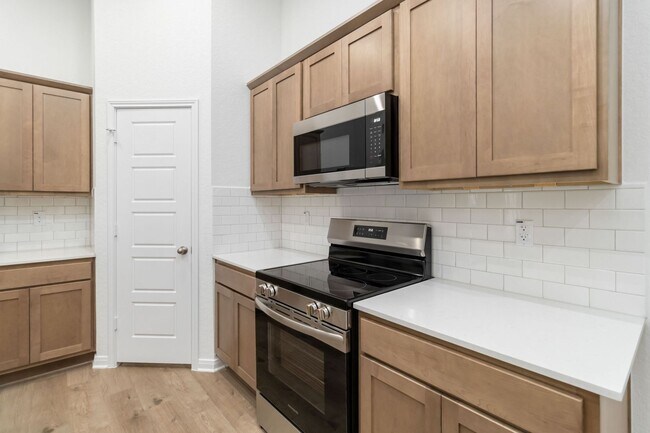 Photo - Never Lived In! Modern 3 Bed / 2 Bath w/ Open Floor Plan