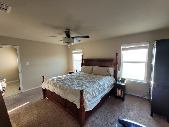 Photo - 8745 Ironwood Hill