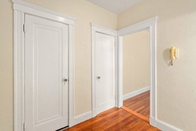 Photo - 40 Linnaean St Unit 11