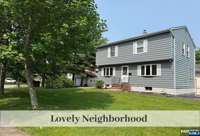 Photo - 726 Midwood Rd