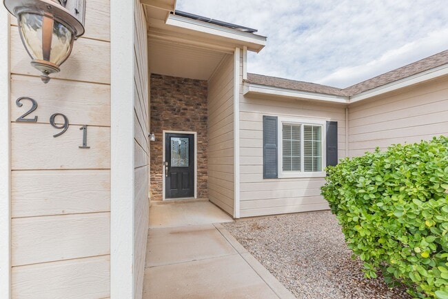 Photo - Inviting 4 Bed 2 Bath Home - Solar Panels & In The Golf Course Area!