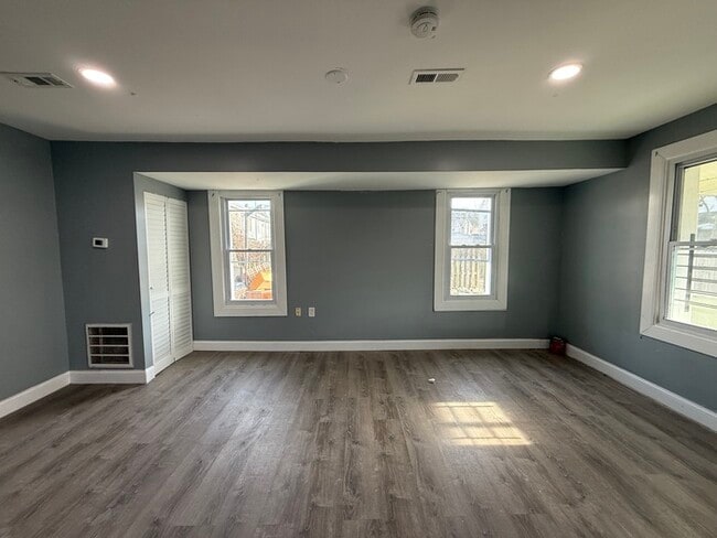 Photo - 519 Graff Ln