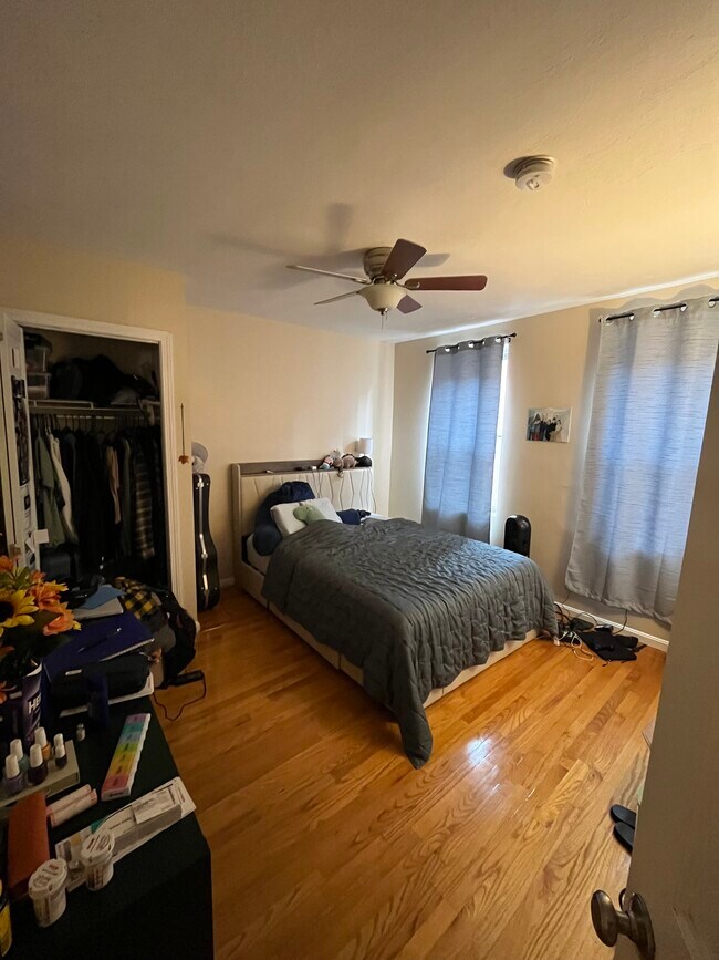 Photo - 145 Endicott St Unit 4