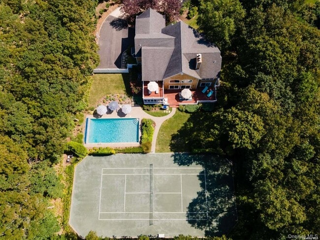 Photo - 37 Arbutus Rd