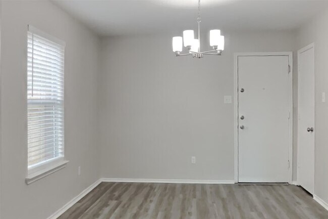 Photo - 4102 Sand Ripple Ln