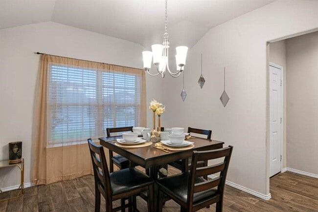 Photo - 518 Poppy Field Ct