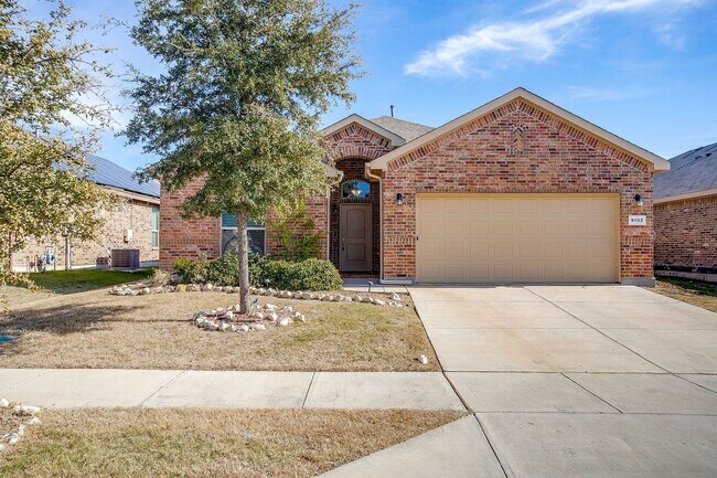 Perfectly located. 3 Bedroom, 2 Bath Home in Twin Mills- Eagle Mountain Saginaw ISD- 76179 - Perfectly located. 3 Bedroom, 2 Bath Home in Twin Mills- Eagle Mountain Saginaw ISD- 76179