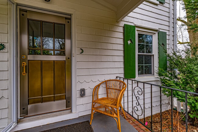 Photo - 23 Pinetree Ln