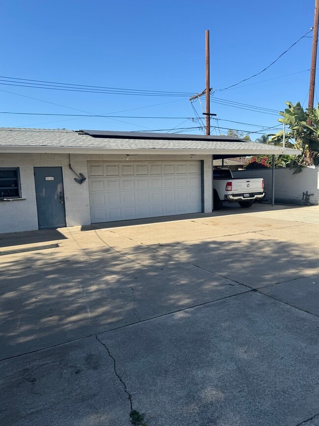 Photo - 2011 E Orange Grove Ave