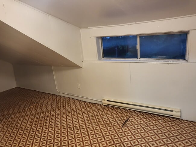 Photo - 610 W Sycamore St