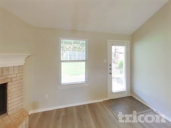 Photo - 12212 Rolling Ridge Dr