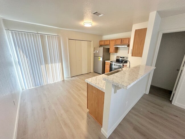 Photo - NEW IN MANAGEMENT - AVAILABLE NOW! RENOVAT...