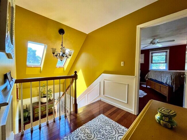Photo - 25 Pine St
