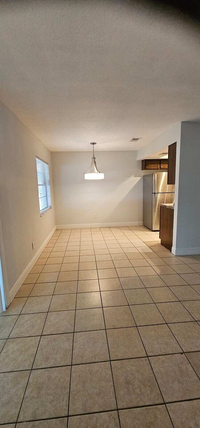 Photo - 2521 Rio Pinar Lakes Blvd
