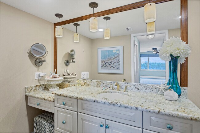 Photo - 4325 Gulf of Mexico Dr