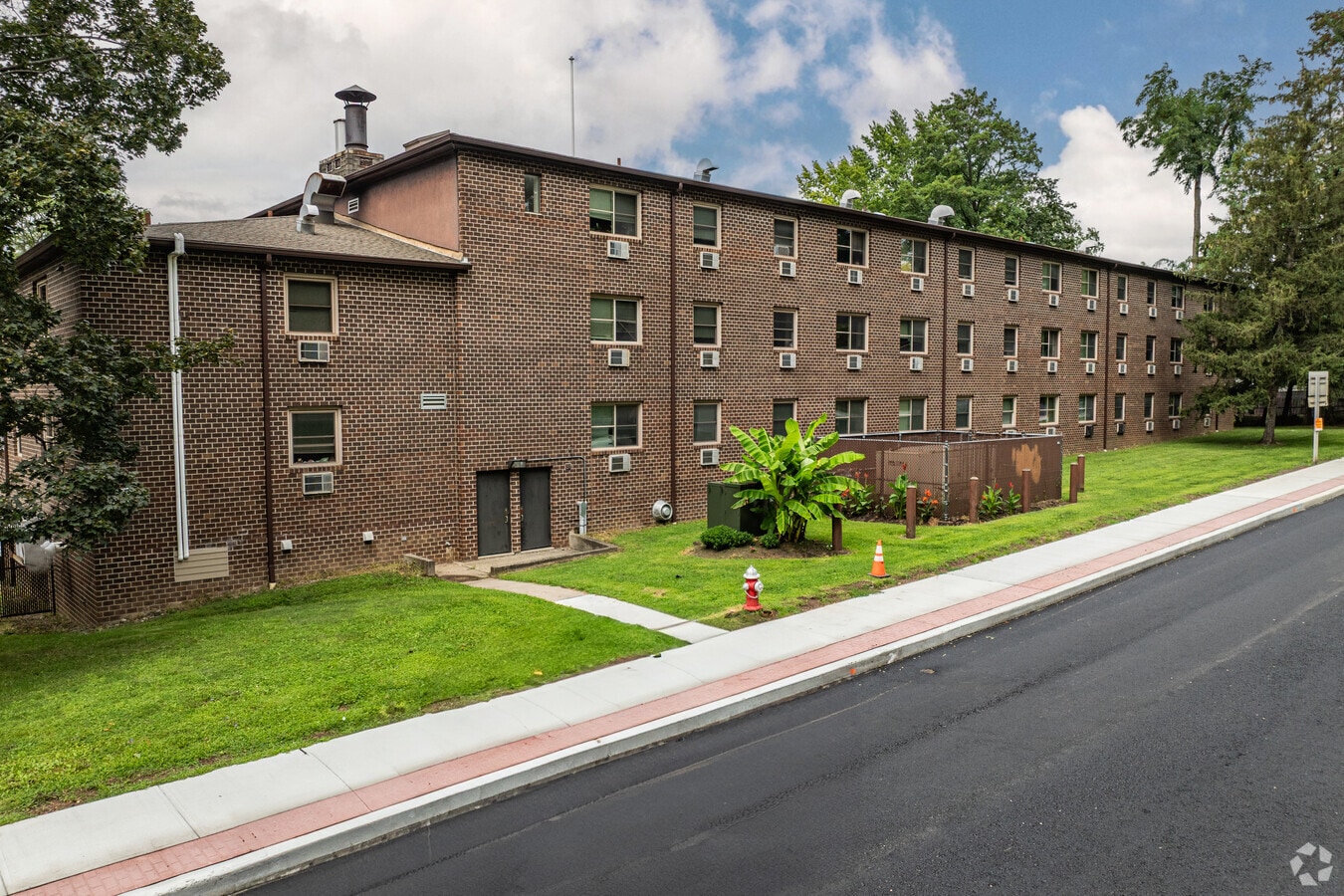 31 Eliza St Beacon, NY 12508 - Hamilton Fish Plaza Apartments
