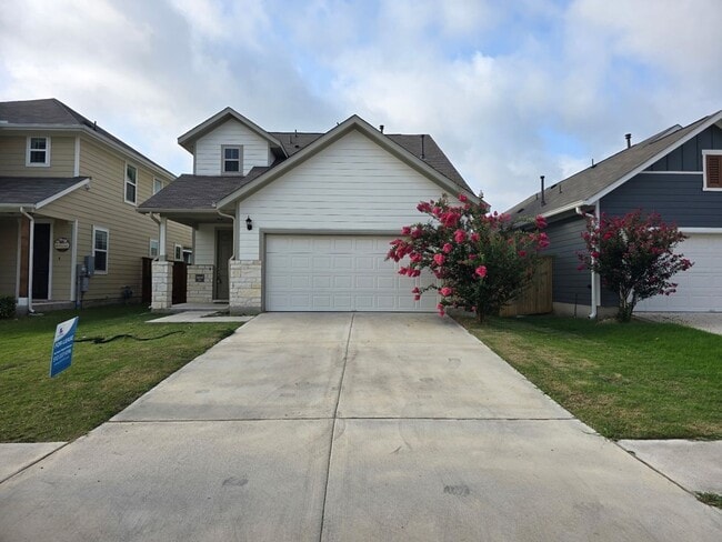 Elegant 3 Bedroom 2 Bath Home with EV Charger - Elegant 3 Bedroom 2 Bath Home with EV Charger