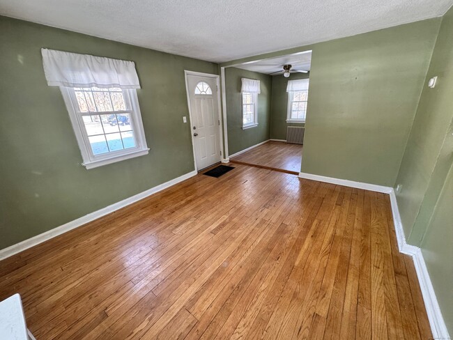 Photo - 18 Bridge St Unit APT 1A