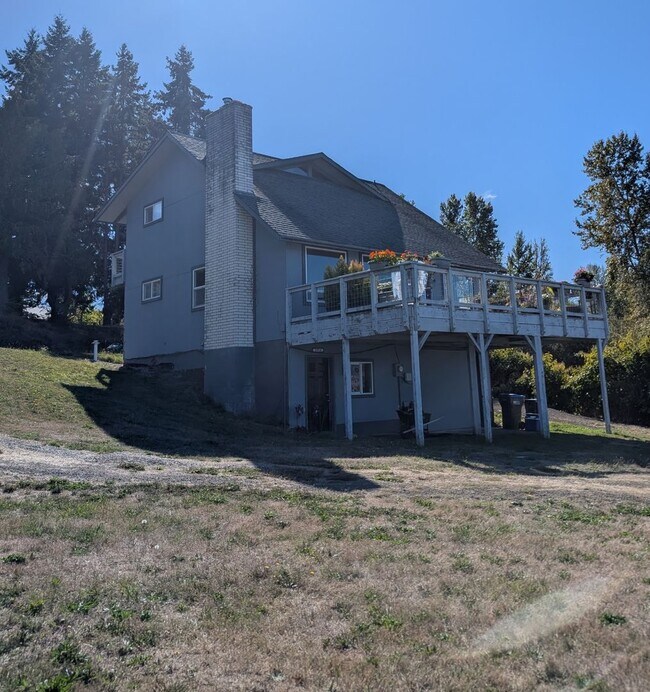 Photo - A Luxury Beachfront Lodge Awaits! For Rent...
