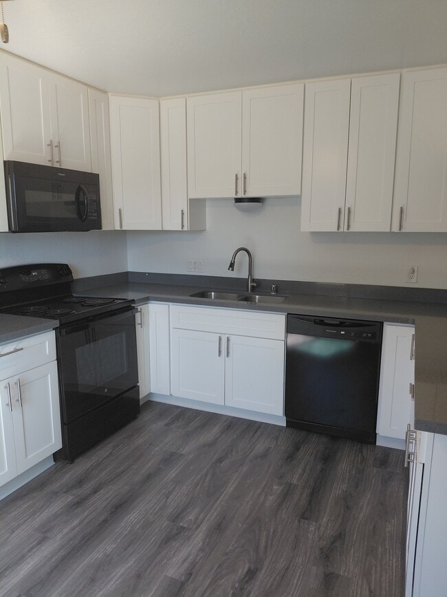 Photo - Dalewood Apartments