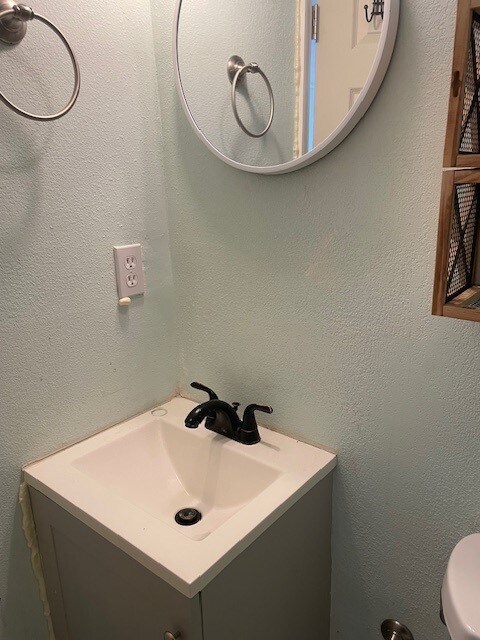 Photo - 213 Congress Ave Unit 1